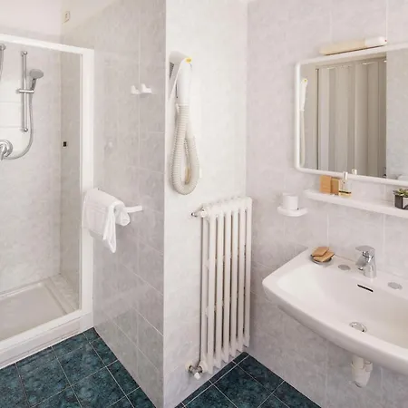 Virginia ホテル ディアーノ・マリーナ